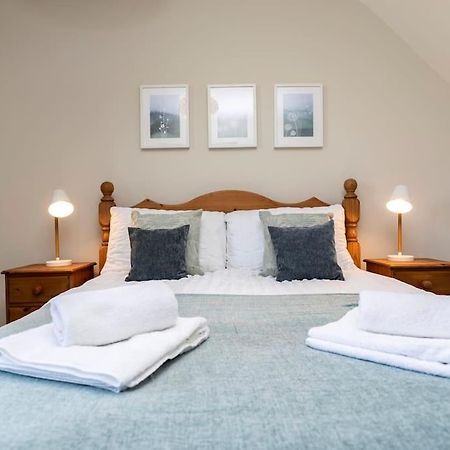 Auckland View - A Comfy & Spacious 4Bed With Views Coundon Екстериор снимка