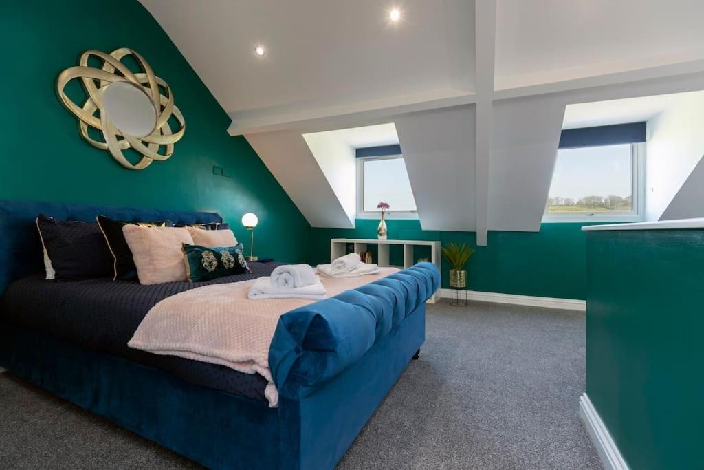 Auckland View - A Comfy & Spacious 4Bed With Views Coundon Екстериор снимка
